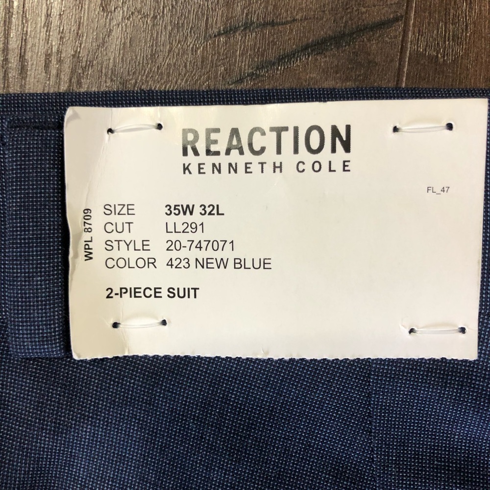KENNETH COLE REACTION - Picture 2 of 4